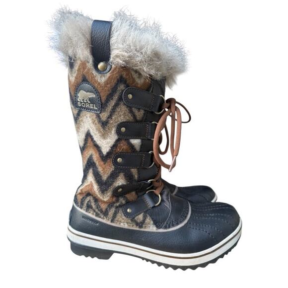 Sorel Shoes - Sorel Tofino II Tall Waterproof Snow Boot Women size 7
